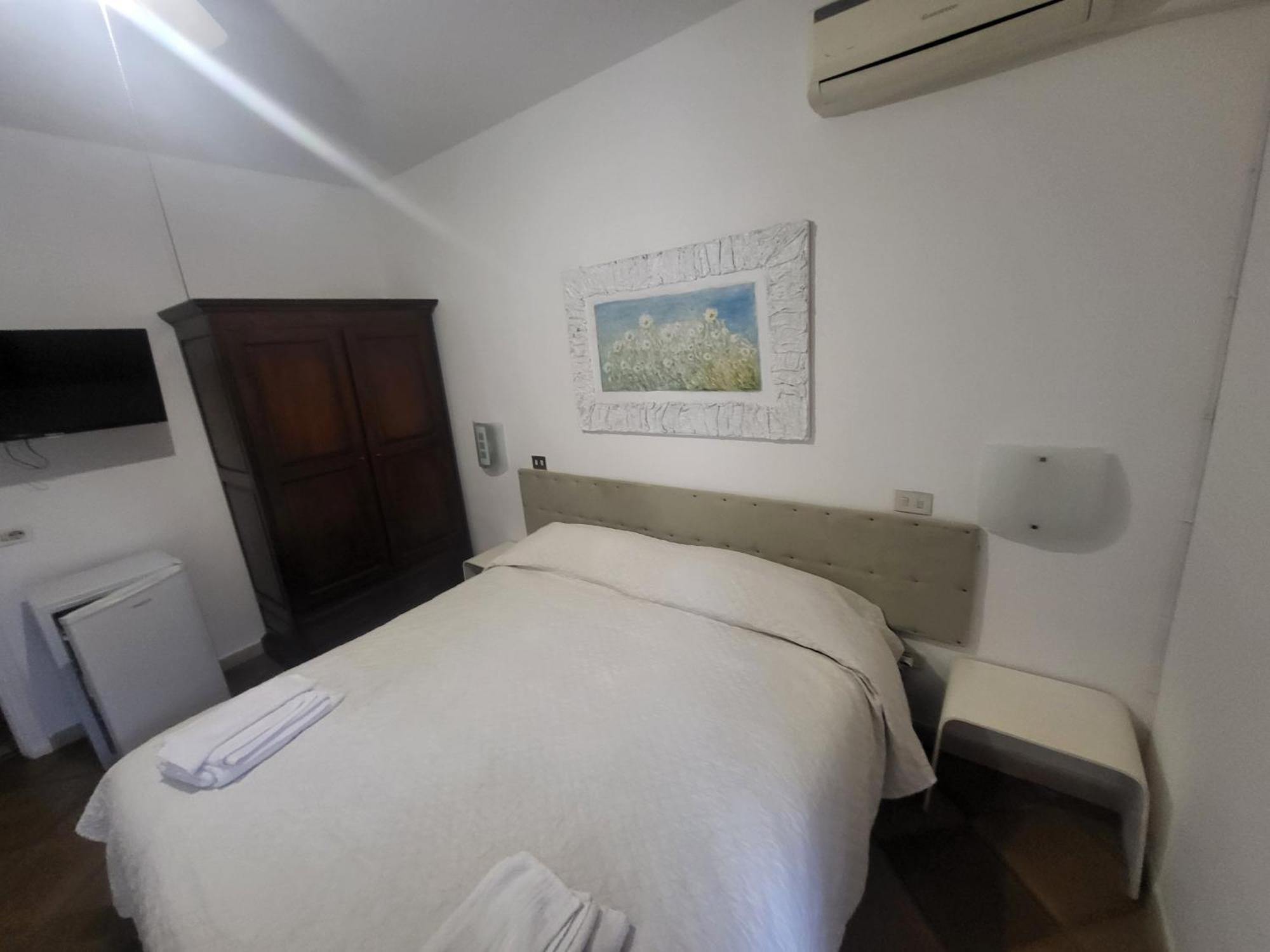 Hotel Dory 阿尔比尼娅 外观 照片