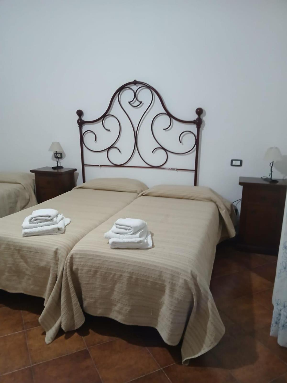 Hotel Dory 阿尔比尼娅 外观 照片